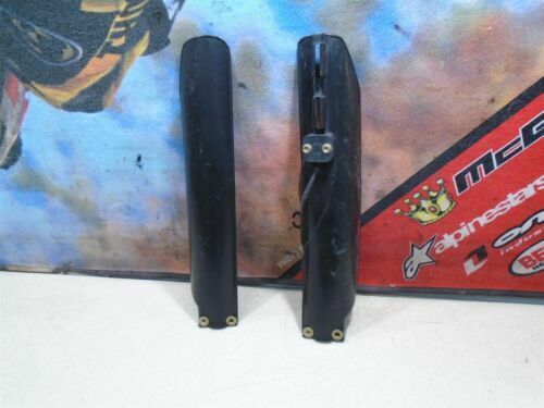 Double stanchion